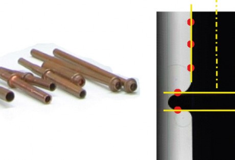 Medição óptica 2D em linha para controle dimensional de peças seriadas